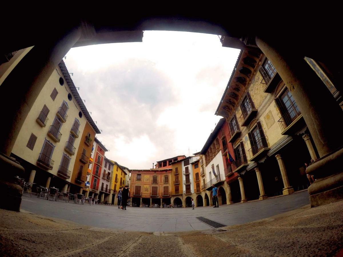 El Rincon De Celia Appartement Graus Buitenkant foto